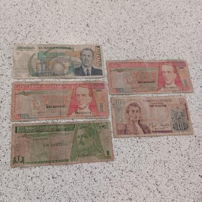 A COLLECTION OF FOREIGN CURRENCY