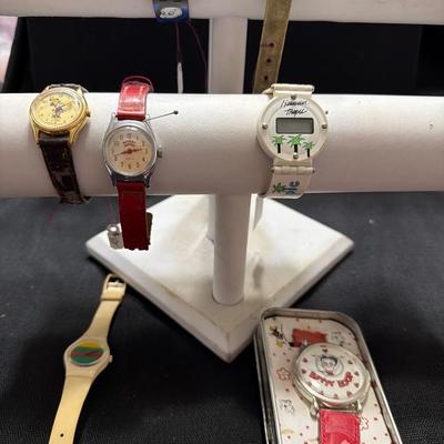 Sale Photo Thumbnail #168: Mickey, Cinderella, Betty Boop, Minnie, Casper, Hawaii