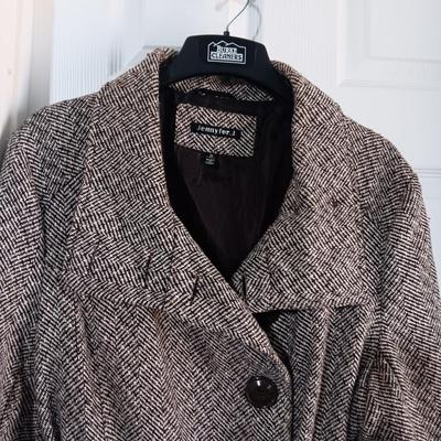 LADIES JENNIFER J JACKET WITH SATIN LINING AND WIDE COLLAR SIZE 3X