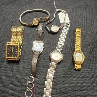 Sale Photo Thumbnail #174: Lot of 6 Ladies Watches
Vintage and newer Polini, Lorus, Seiko,