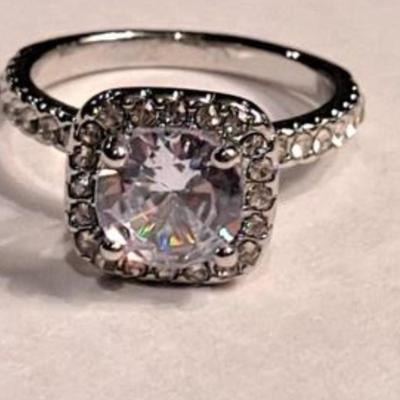 Moissanite Fashion Ring