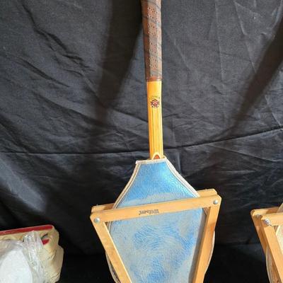 Sporting items - Volley balls - Vintage Tennis racquets - Golf balls and more