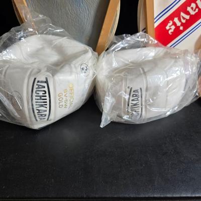 Sporting items - Volley balls - Vintage Tennis racquets - Golf balls and more