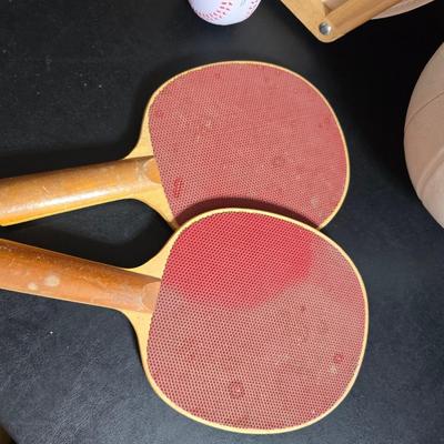 Sporting items - Volley balls - Vintage Tennis racquets - Golf balls and more