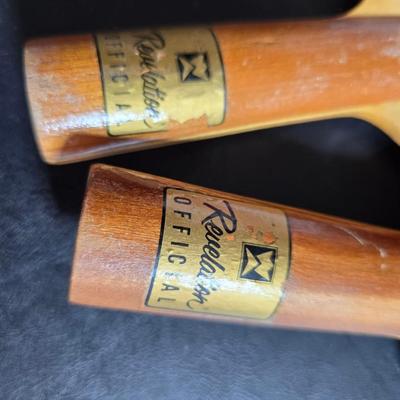 Sporting items - Volley balls - Vintage Tennis racquets - Golf balls and more