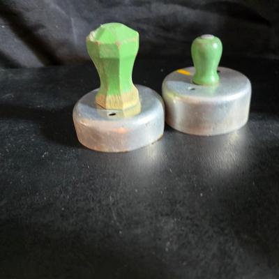 Kitchen items with a retro kitchen flare - Chrome canisters - Glass juicer - aluminum bakeware - Water dippers and more