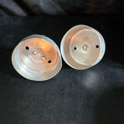 Kitchen items with a retro kitchen flare - Chrome canisters - Glass juicer - aluminum bakeware - Water dippers and more