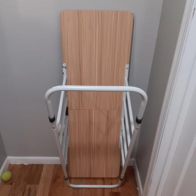 SOLID, STURDY CARPETED PET RAMP