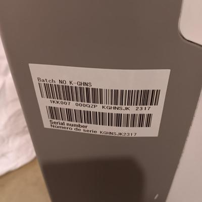 HISENSE PORTABLE AIR CONDITIONER ON WHEELS