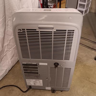 HISENSE PORTABLE AIR CONDITIONER ON WHEELS