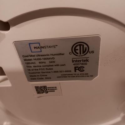 COOL MIST ULTRASONIC HUMIDIFIER AND AN ELECTRIC JUICER