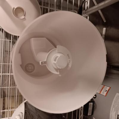 COOL MIST ULTRASONIC HUMIDIFIER AND AN ELECTRIC JUICER