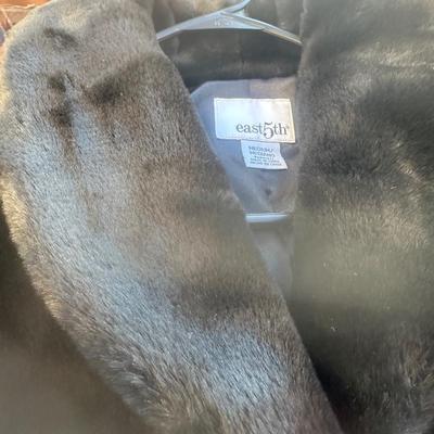 Sale Photo Thumbnail #139: Pristine/brand new condition. Medium in size.