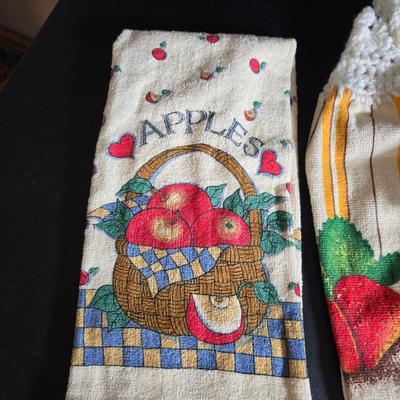 Cambridge covered casserole dish in the "Bittersweet" pattern - Orgreenic frying pan - silicone hot pads - kitchen towels and more