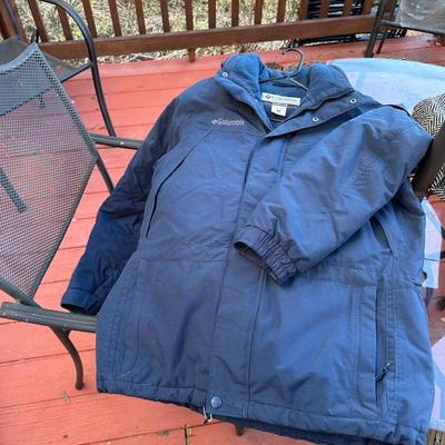 Sale Photo Thumbnail #405: Men's Northern Utilizer II jacket in navy blue with a fleece lining in medium size.