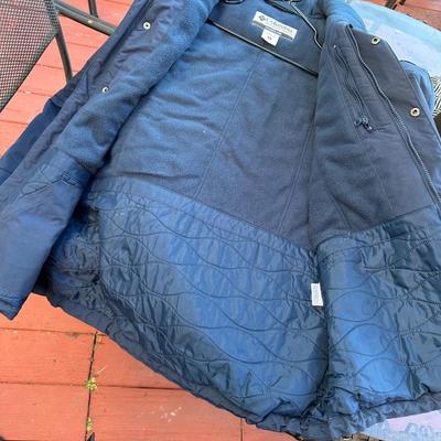 Sale Photo Thumbnail #408: Men's Northern Utilizer II jacket in navy blue with a fleece lining in medium size.