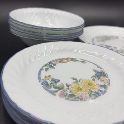 Sale Photo Thumbnail #59: Includes 2 Dinner Plates measuring 10 1/4", 6 Salad Plates measuring 8 1/2", and 5 cereal bowls 