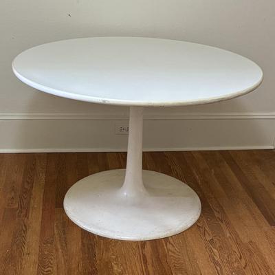 MCM Tulip Table (LC-SF)