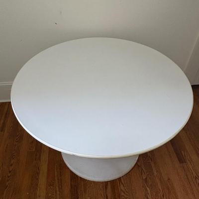 MCM Tulip Table (LC-SF)