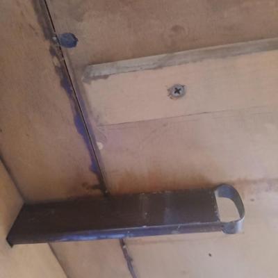 Drop leaf Harvest table Antique Salem Maple