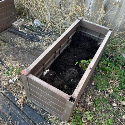 2 garden flower bed boxes