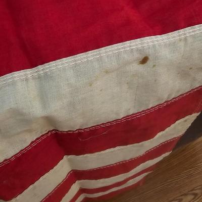 U.S. Flags & Americana Items (LR-JS)