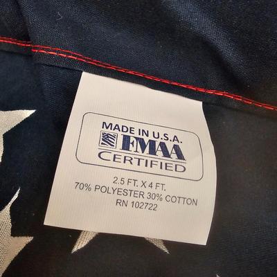 U.S. Flags & Americana Items (LR-JS)