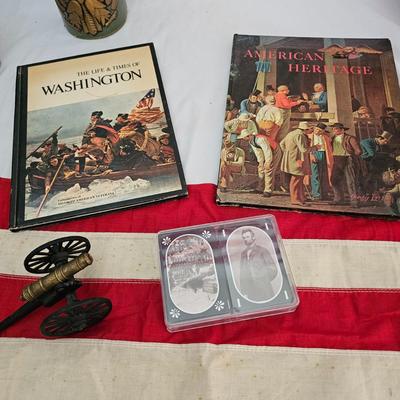 U.S. Flags & Americana Items (LR-JS)