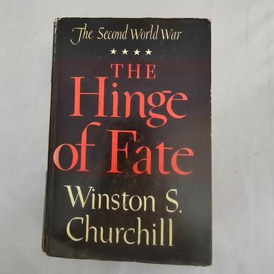 Winston Churchill Books & History (LR-JS)