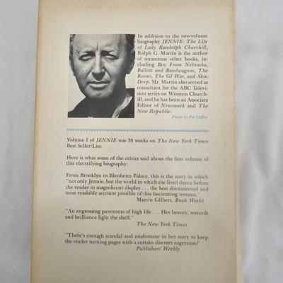 Winston Churchill Books & History (LR-JS)