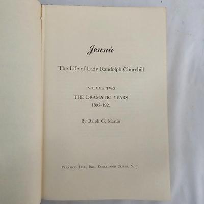 Winston Churchill Books & History (LR-JS)