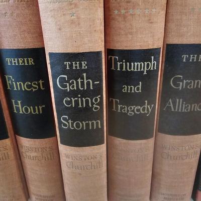Winston Churchill Books & History (LR-JS)