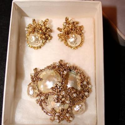 Sale Photo Thumbnail #223