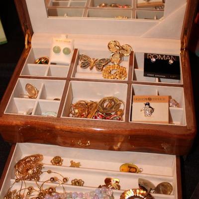 Sale Photo Thumbnail #224