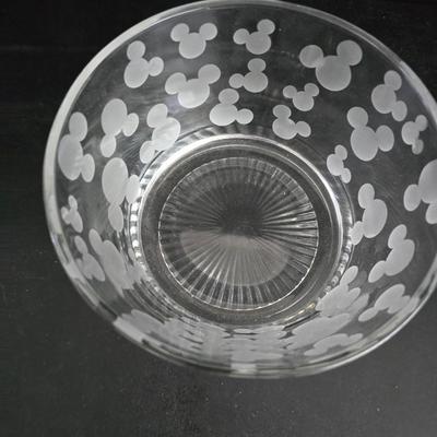 Everything Mickey Mouse - Clock - binder - Dish towel - glass bowl - figures and more