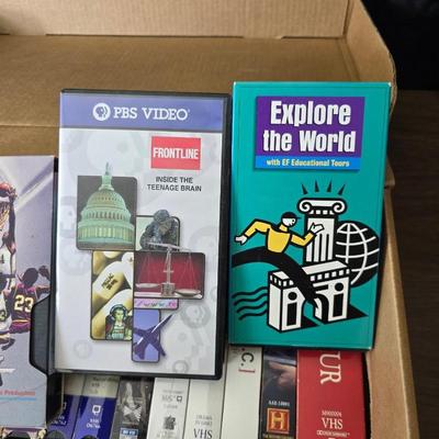 Large variety of movies on VHS tape - some great titles !