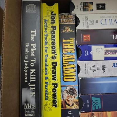 Large variety of movies on VHS tape - some great titles !