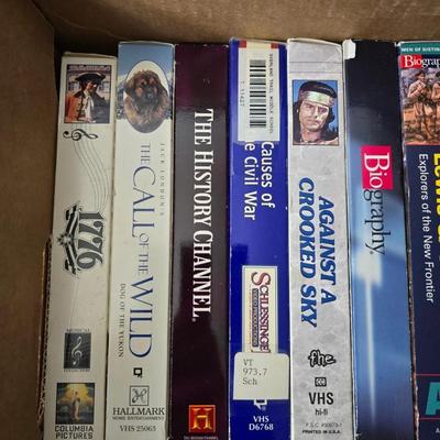 Large variety of movies on VHS tape - some great titles !