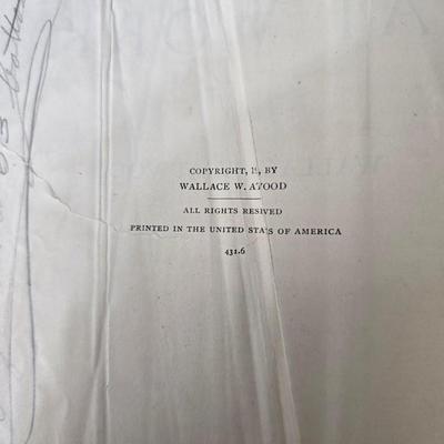 1930's Geographical publishing company commercial atlas of the world with other vintage workd / America books