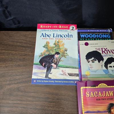 Children's chapter books - Goosebumps - The jungle book - Hatchet and other great titles