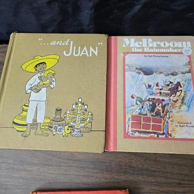 Books for younger kids - Franklin - ABC's - The little mermaid and other titles