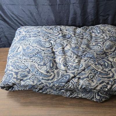 Full sized Bed in a bag comforter with extra sheets