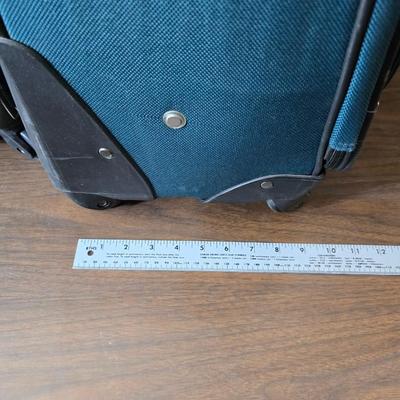 Protocol luggage set - 2 suitcases for your travels with a smaller bag