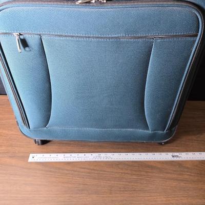 Protocol luggage set - 2 suitcases for your travels with a smaller bag