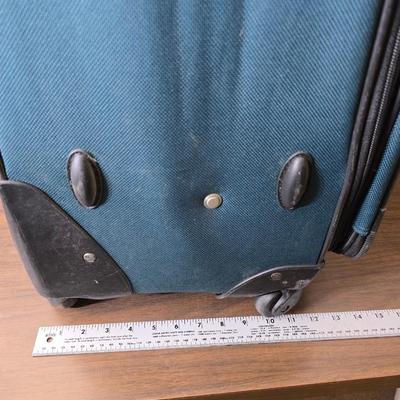 Protocol luggage set - 2 suitcases for your travels with a smaller bag