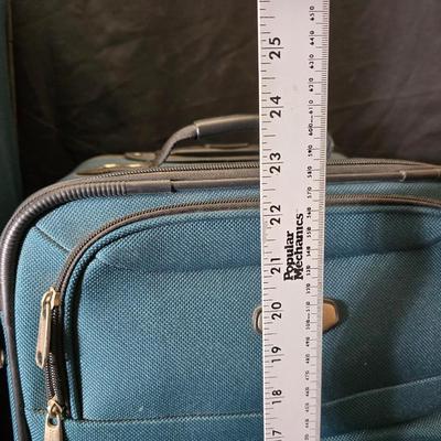 Protocol luggage set - 2 suitcases for your travels with a smaller bag