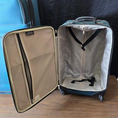 Protocol luggage set - 2 suitcases for your travels with a smaller bag