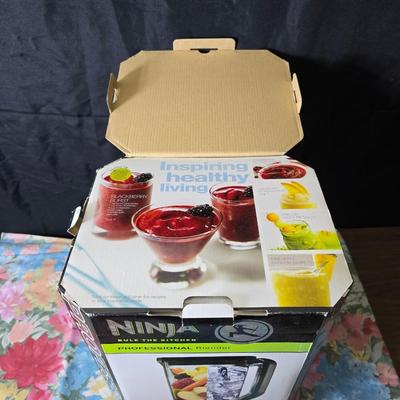 Brand new Ninja professional blender - with tablecloth
