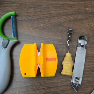 West bend food processor with multiple attachments - and a handful of Kitchen utensils