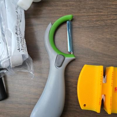 West bend food processor with multiple attachments - and a handful of Kitchen utensils